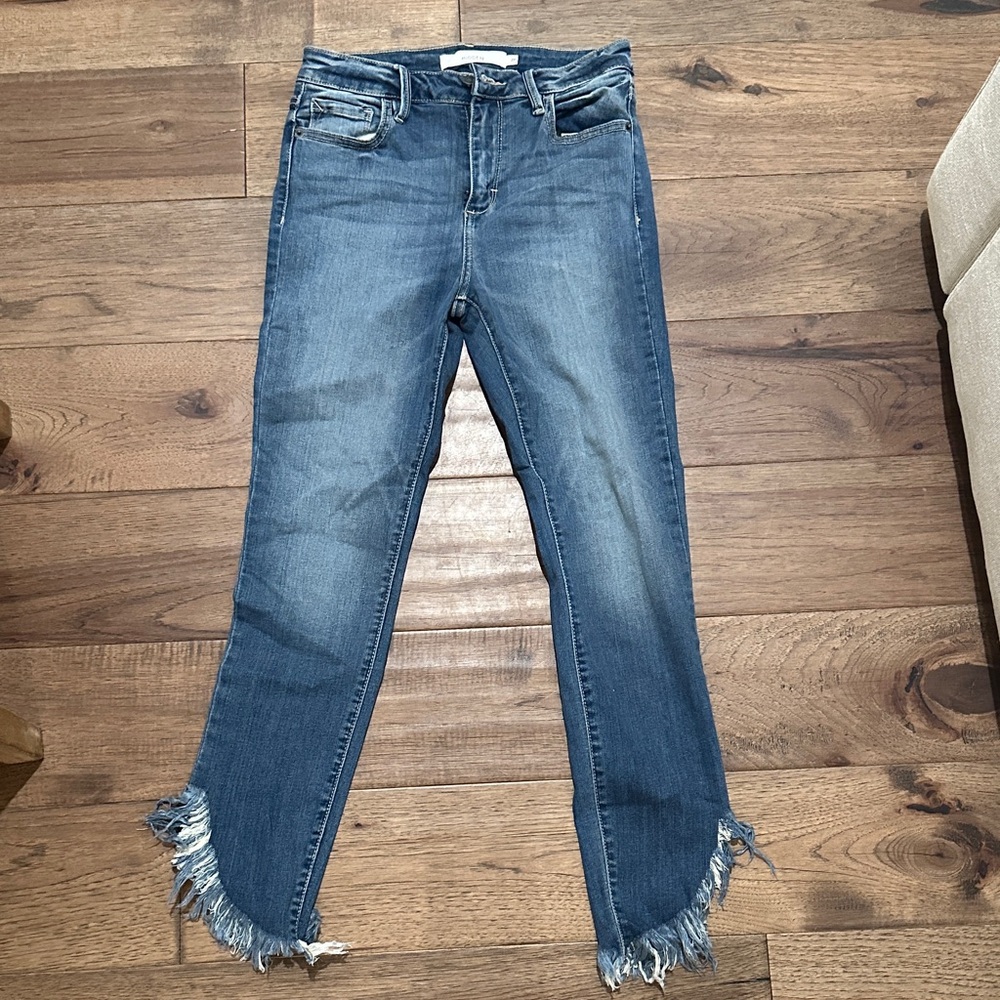 Chic Frayed Hem Women's Denim Jeans